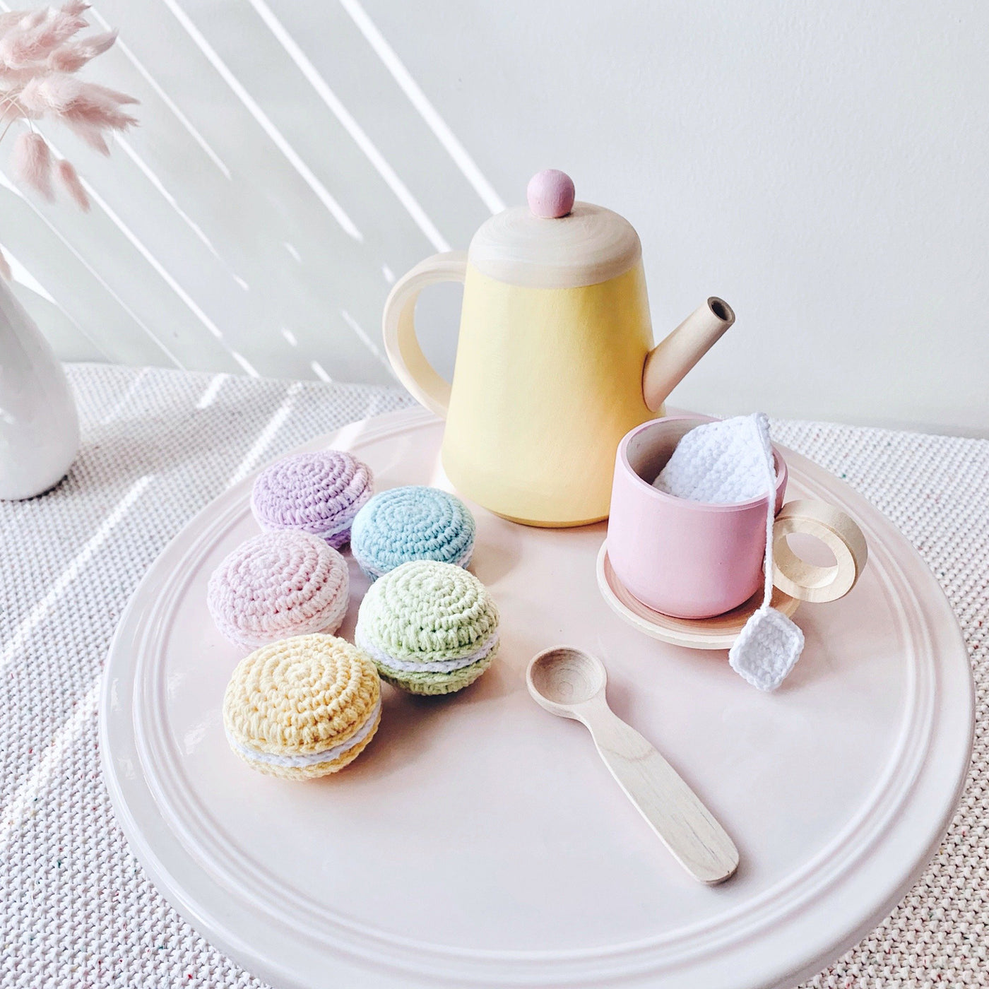 French Pastel mini macarons - handmade, 5 piece set
